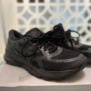 Asics gel-nimbus 21 size 7 1/2